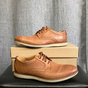 Clark’s Raharto size 8 Dark tan leather